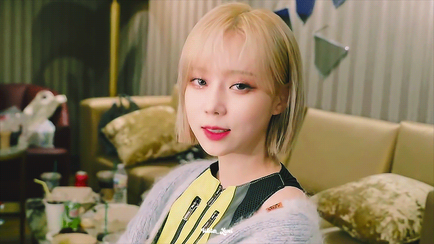 7cf9f3926b916fb9167a4048942c5c0a_1737962363_0953.gif